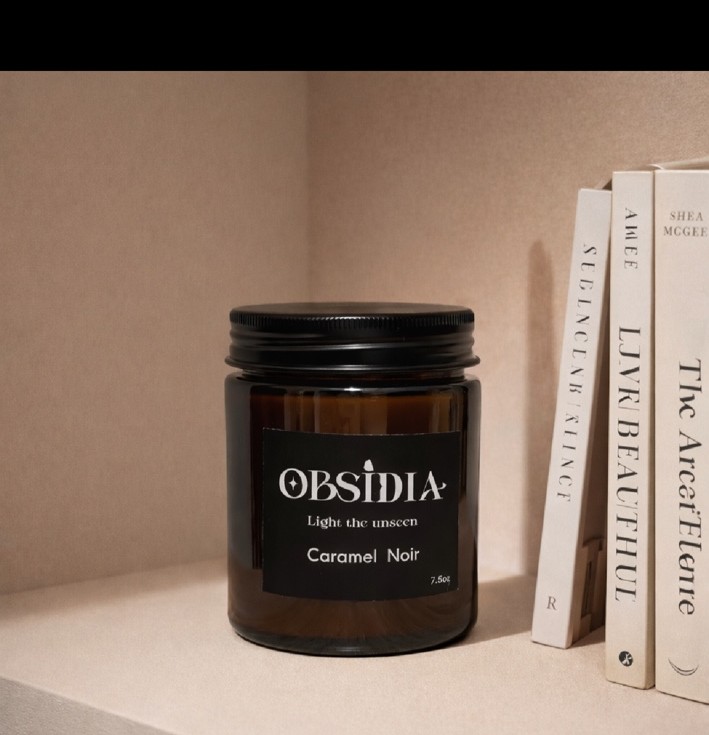 OBSIDIA candle